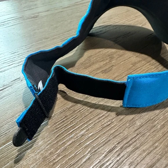 Nike Golf Sports Visor Men’s Adjustable Royal Blue - Picture 5 of 7